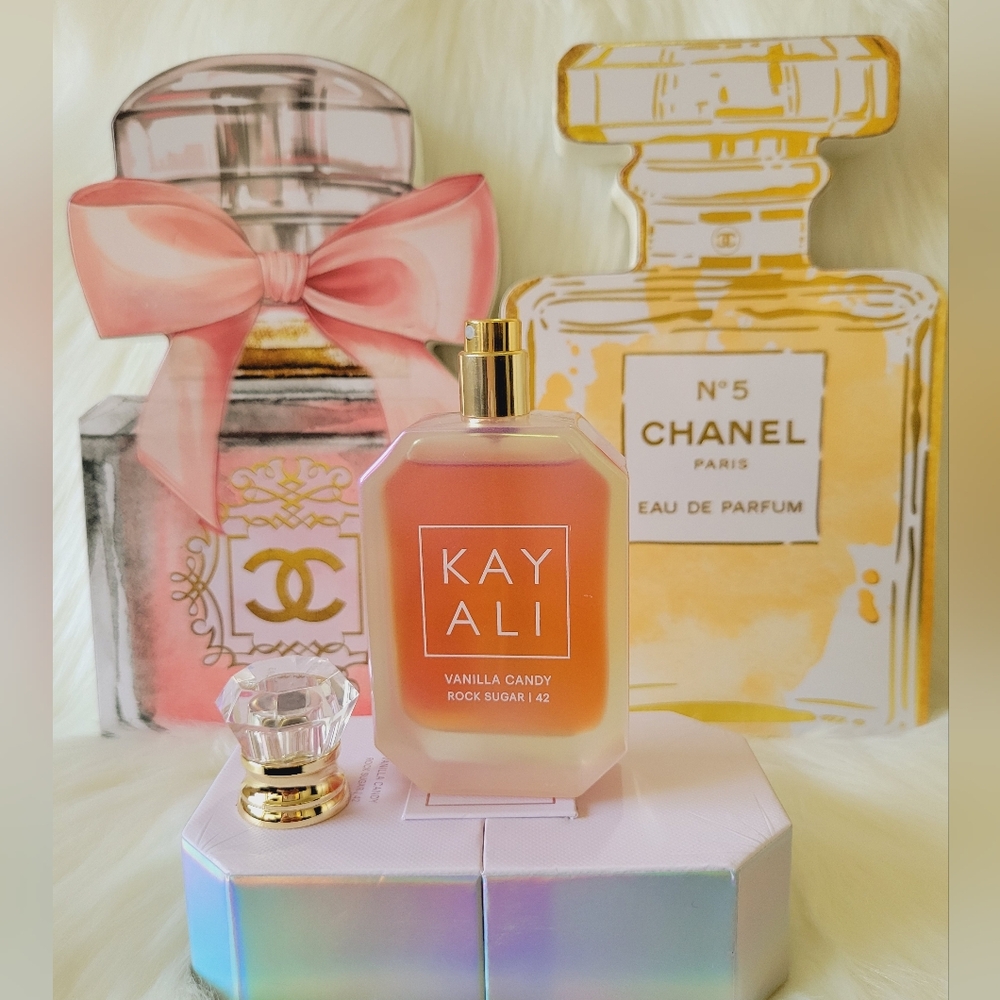 ✨✨SOLD✨✨🩷🩷KAYALI VANILLA CANDY ROCK SUGAR | 42 EDP 1.7 OZ 🩷🩷 - Picture 2 of 10